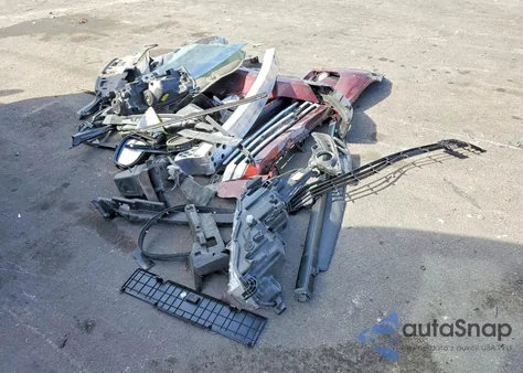 2018 Toyota Highlander Xle from USA, damaged, VIN 5TDKZRFH9JS242719